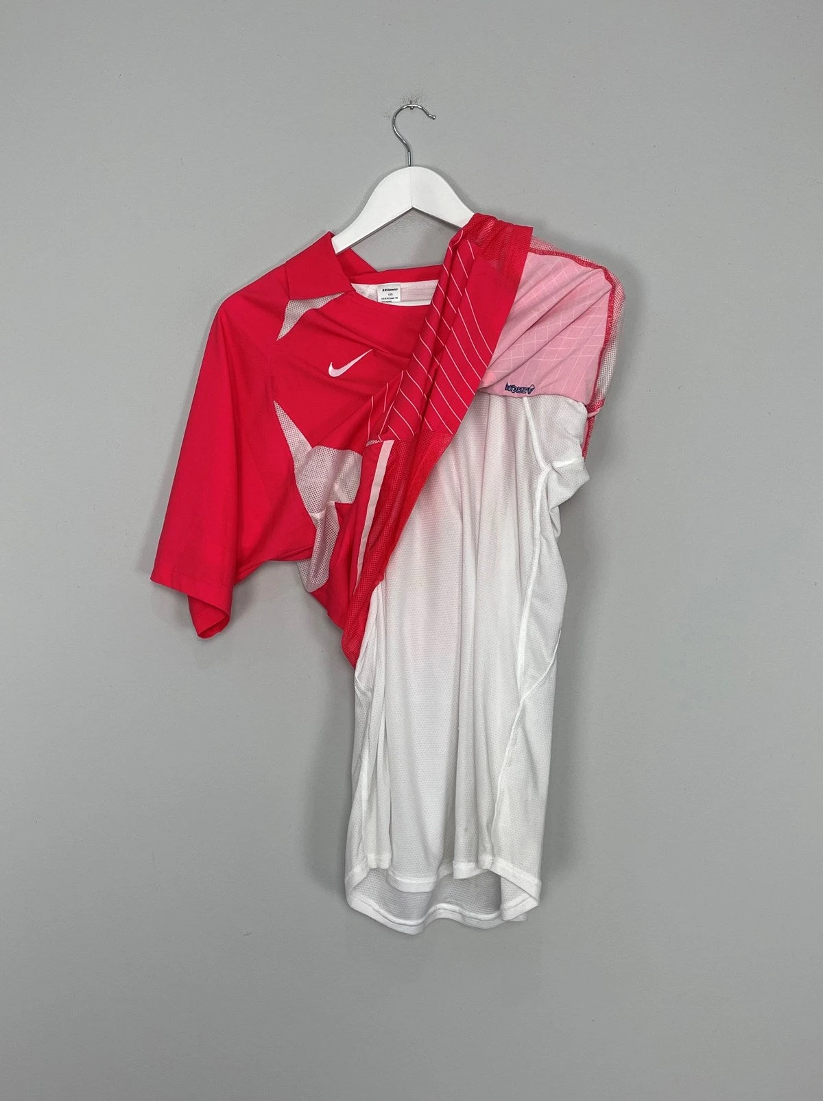 2002/04 SOUTH KOREA C G SONG #22 *PLAYER ISSUE* HOME SHIRT (L) NIKE(South Korea Cgsong 22 2002 2004 Player Issue Home Shirt L Nike) 7 2002/04 SOUTH KOREA C G SONG #22 *PLAYER ISSUE* HOME SHIRT (L) NIKE(South Korea Cgsong 22 2002 2004 Player Issue Home Shirt L Nike) - Image 5