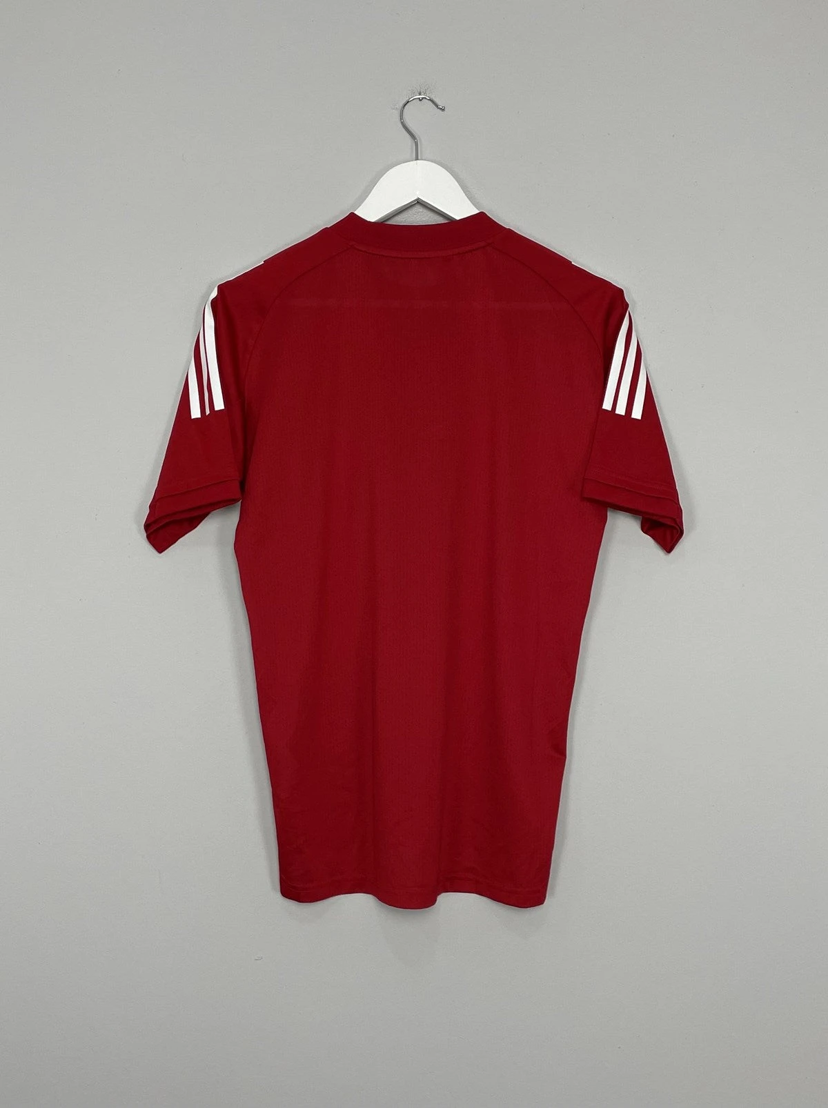 2018/19 SHEFFIELD UNITED WOMENS #15 ADIDAS TRAINING SHIRT (S) ADIDAS(Sheffield United Womens 15 2018 2019 Adidas Training Shirt S Adidas) 5 2018/19 SHEFFIELD UNITED WOMENS #15 ADIDAS TRAINING SHIRT (S) ADIDAS(Sheffield United Womens 15 2018 2019 Adidas Training Shirt S Adidas) - Image 3