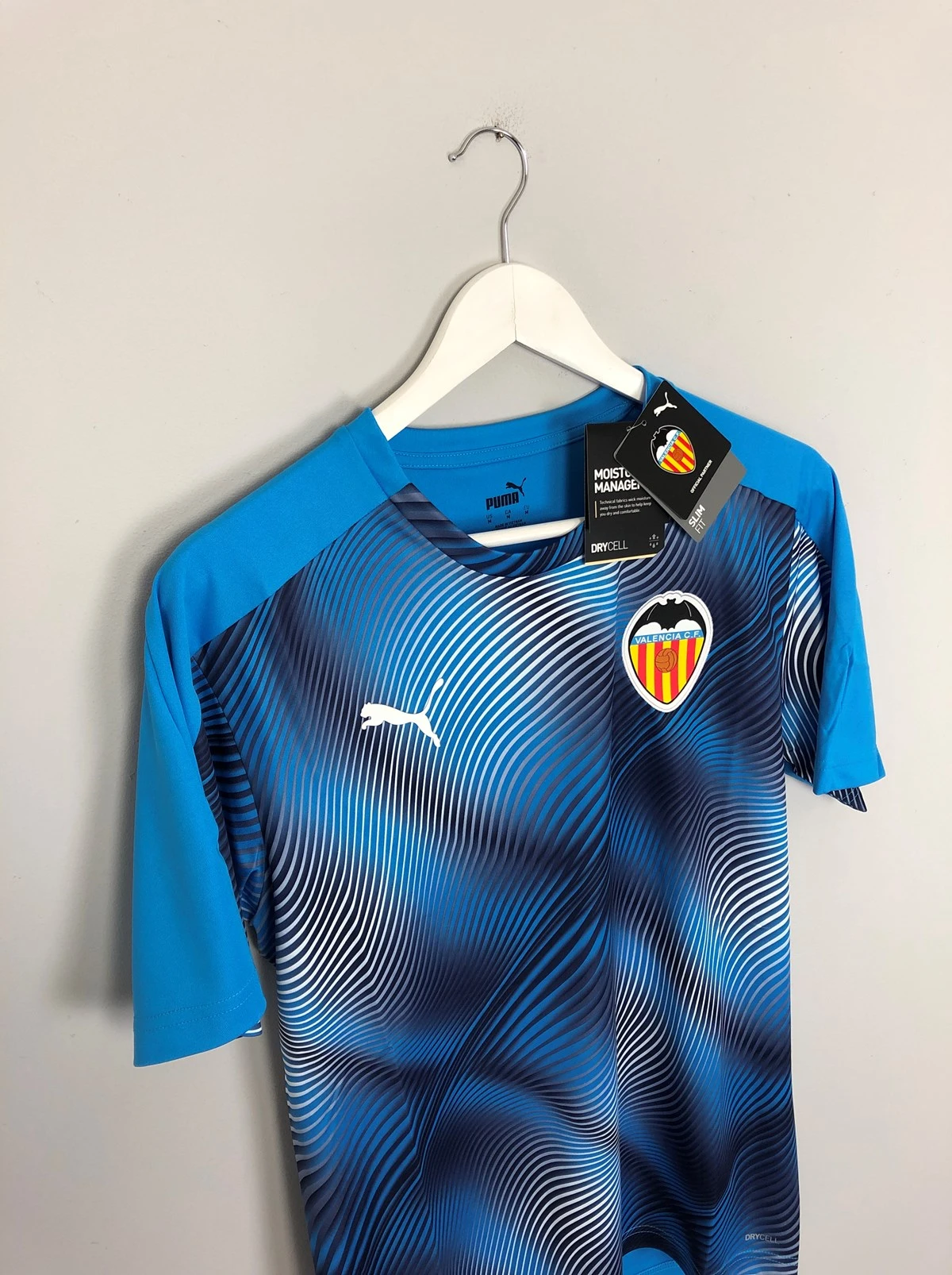 2019/20 Valencia *BNWT* Stadium Shirt (Multiple Sizes) Puma(Valencia 201920 Bnwt Puma Training Shirt Multiple Sizes) 4 2019/20 Valencia *BNWT* Stadium Shirt (Multiple Sizes) Puma(Valencia 201920 Bnwt Puma Training Shirt Multiple Sizes) - Image 2